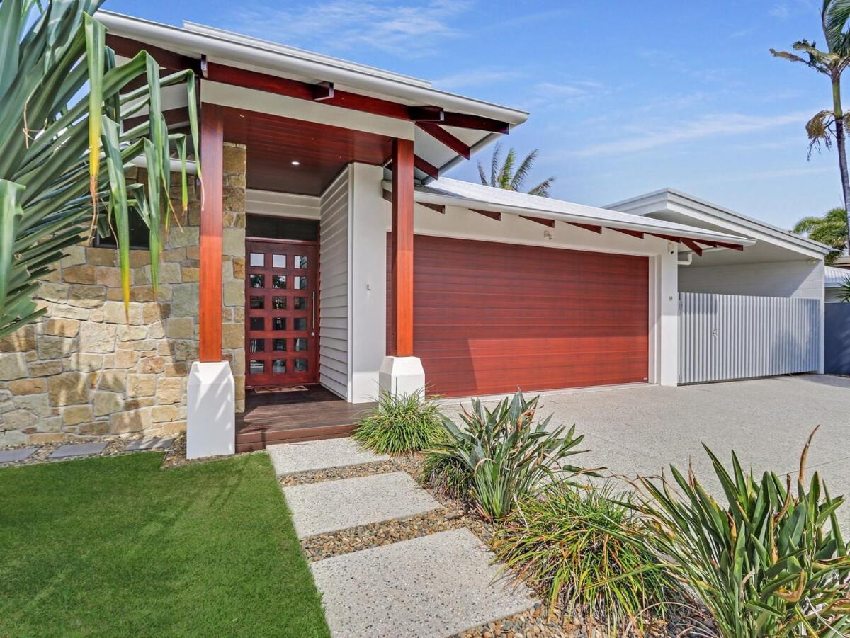 Waterfront Home Bordering Mooloolaba Buddina Exterior foto